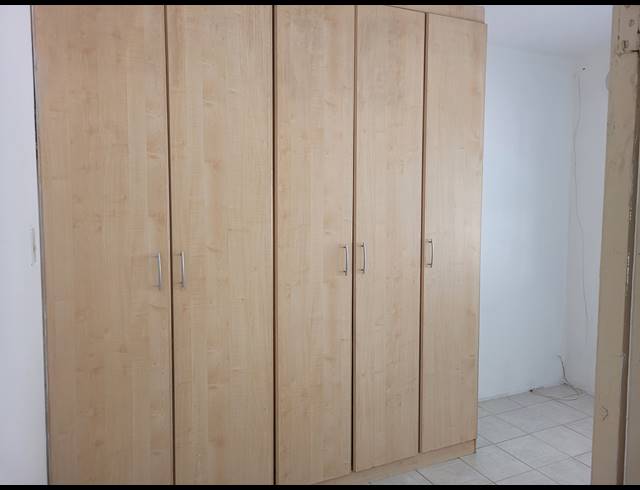 2 BEDROOM FLAT TO LET IN SHALLCROSS